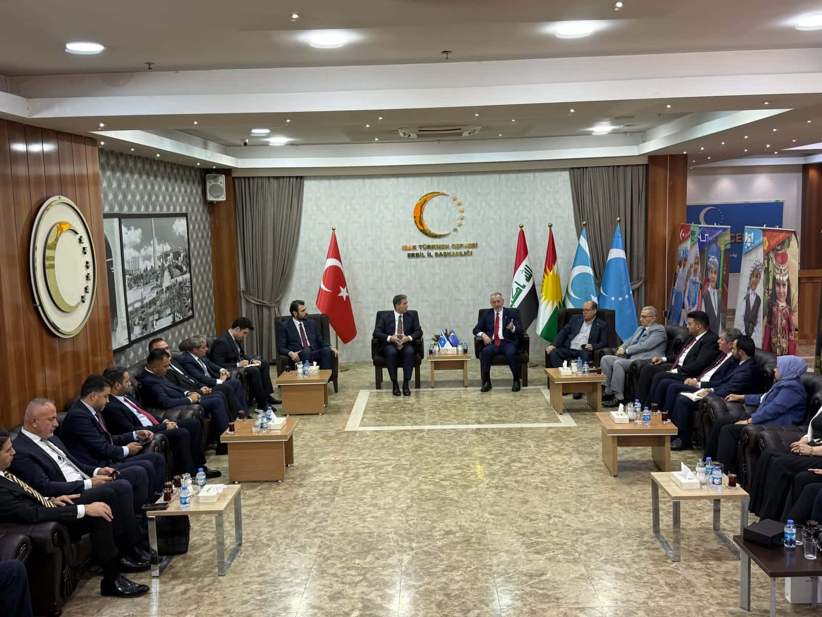 Irak Türkmen Cephesi yöneticileri AK Parti Genel Başkan Yardımcısı'nı ağırladı